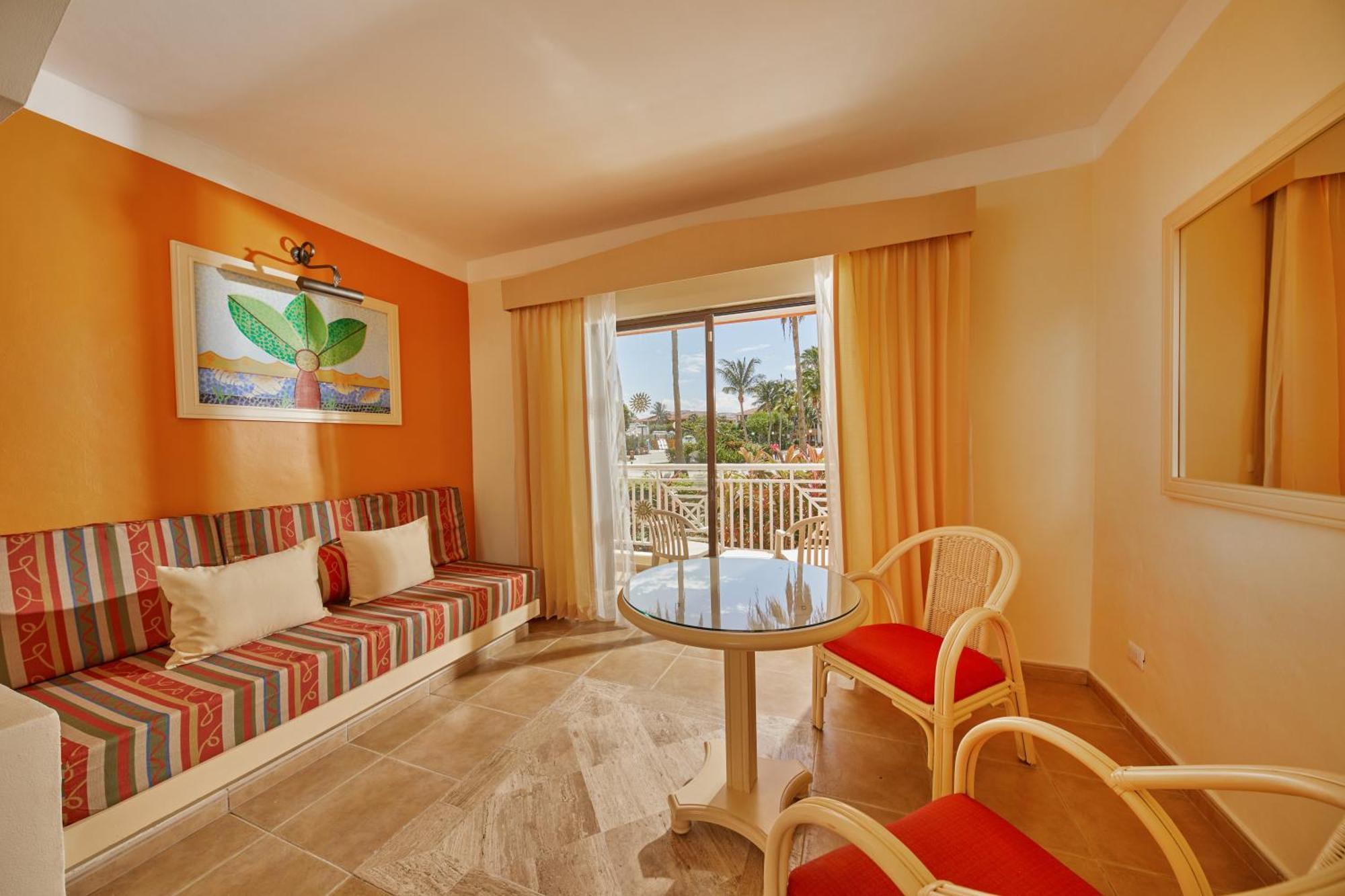 2 Double Beds Junior Suite SGL